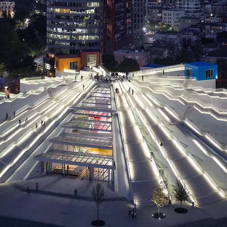 Tirana City Center Penthouse Oasis Exteriör bild