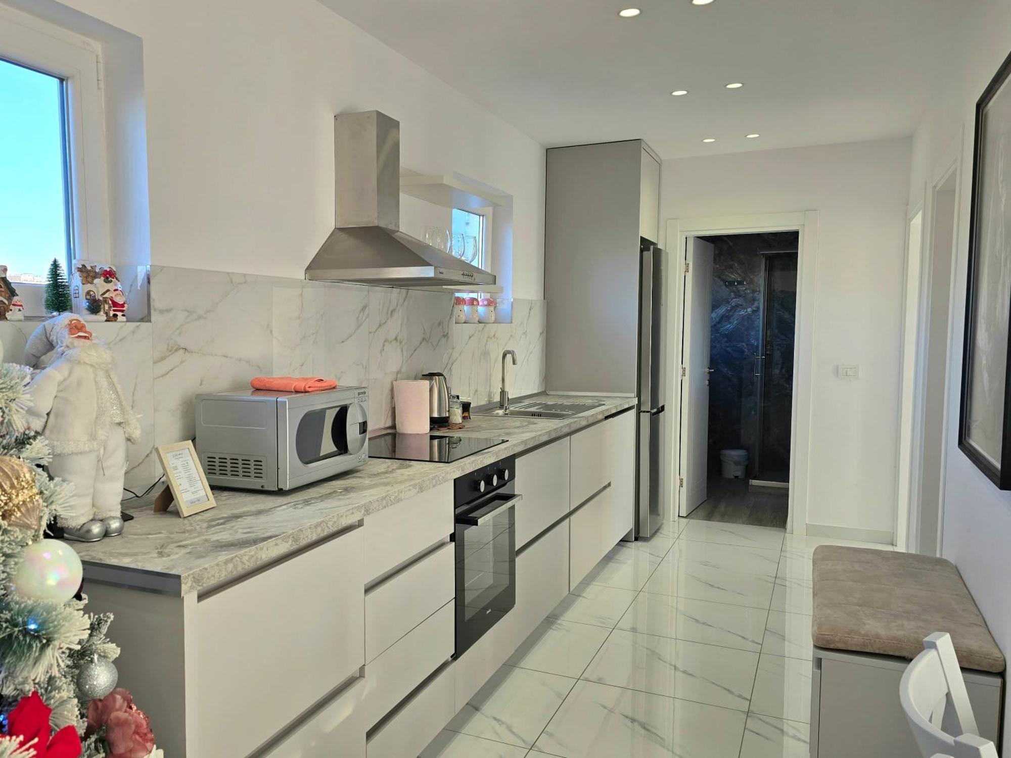 Tirana City Center Penthouse Oasis Exteriör bild
